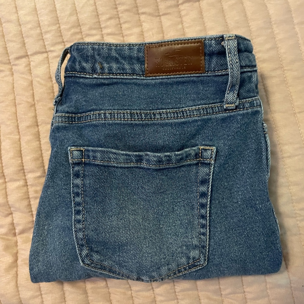 Hollister jeans